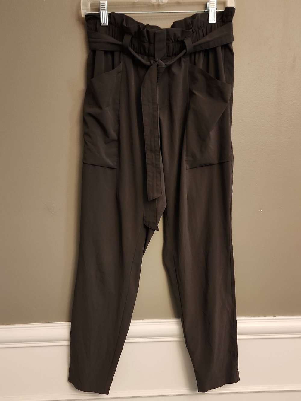 Athleta Dark Grey Elastic Waist Pants